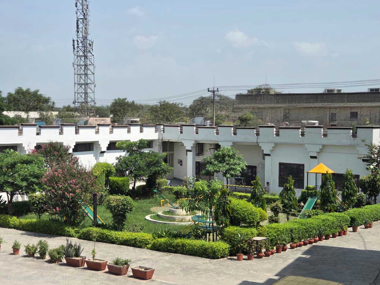 Landscaped school courtyard